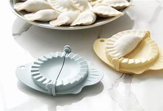 Dumpling Maker Machine